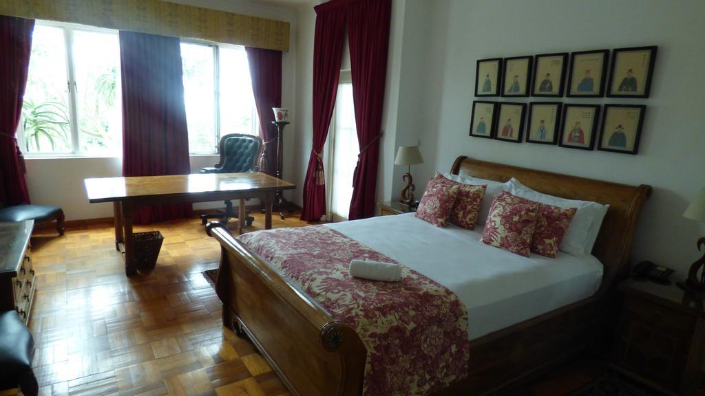 Capital House Boutique Hotel พริทอเรีย ภายนอก รูปภาพ
