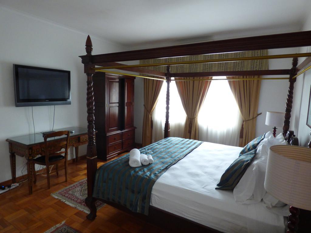 Capital House Boutique Hotel พริทอเรีย ภายนอก รูปภาพ