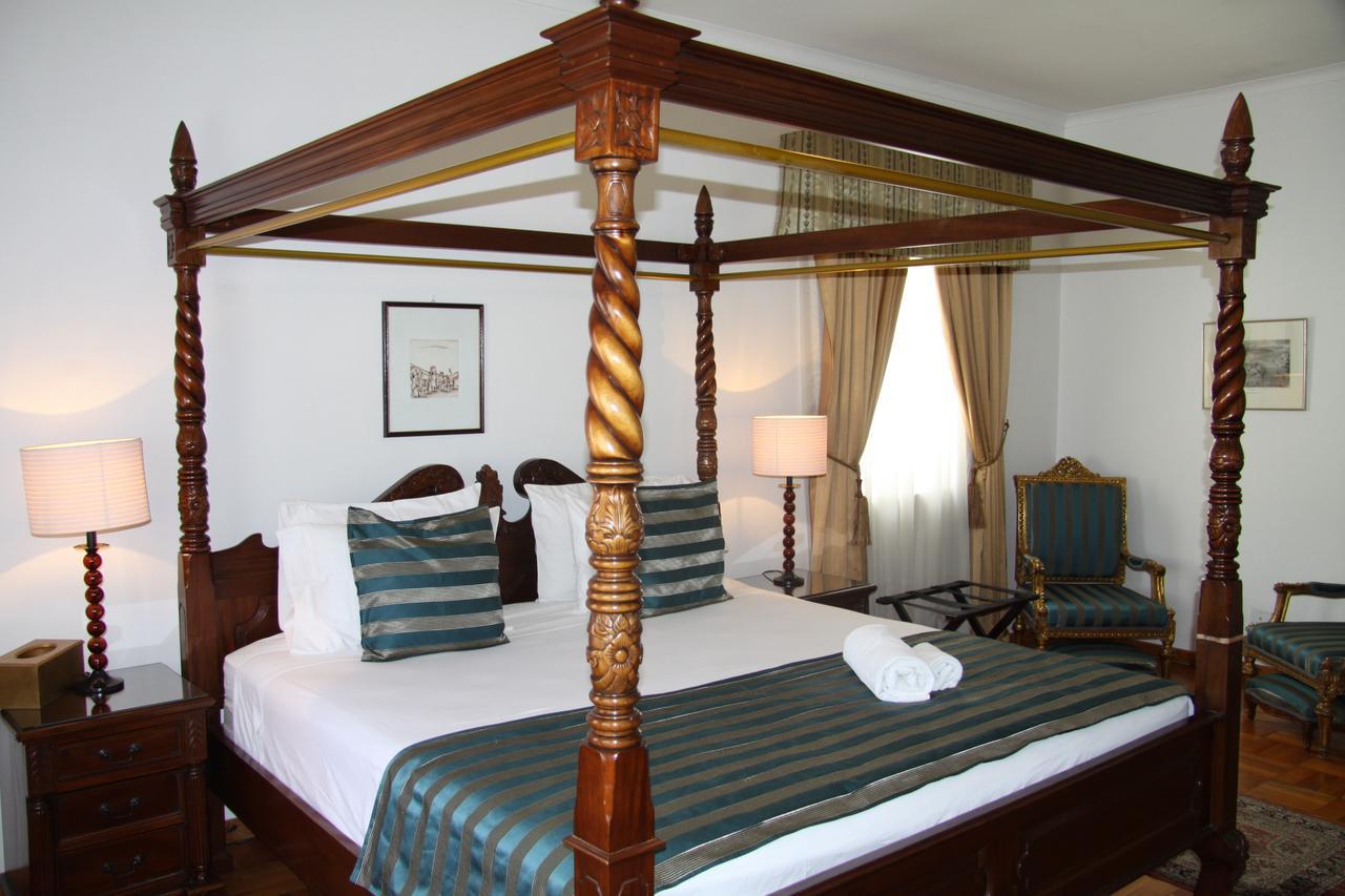 Capital House Boutique Hotel พริทอเรีย ภายนอก รูปภาพ