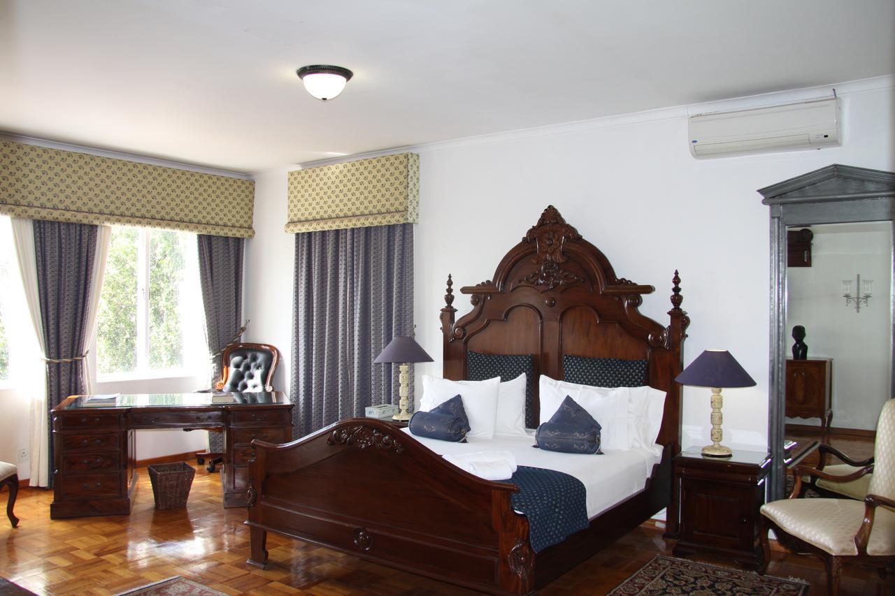 Capital House Boutique Hotel พริทอเรีย ภายนอก รูปภาพ