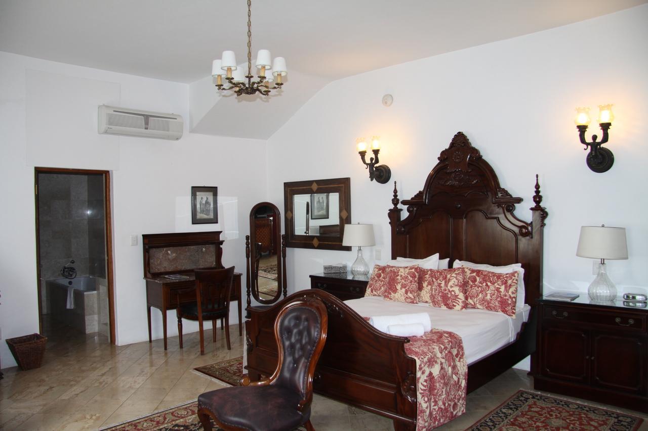 Capital House Boutique Hotel พริทอเรีย ภายนอก รูปภาพ