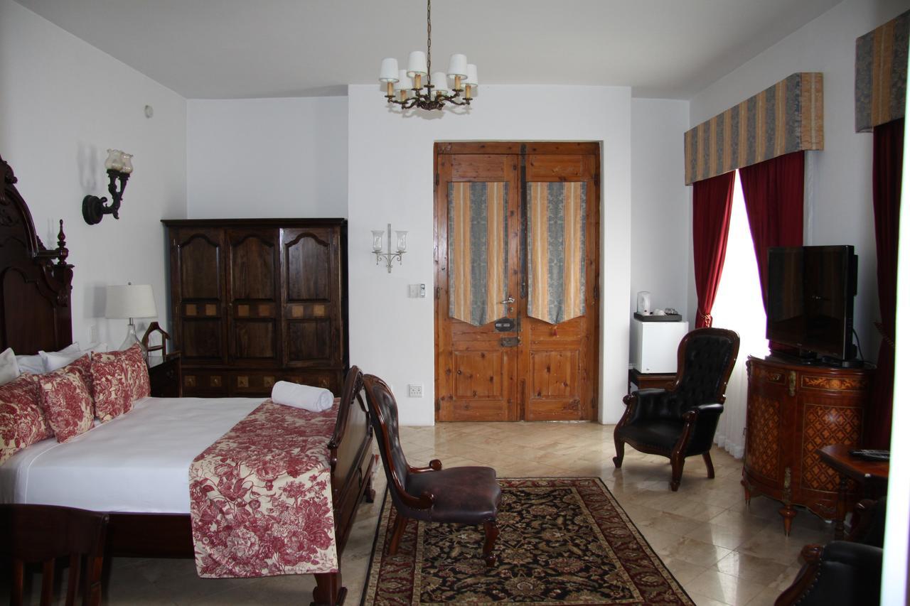 Capital House Boutique Hotel พริทอเรีย ภายนอก รูปภาพ