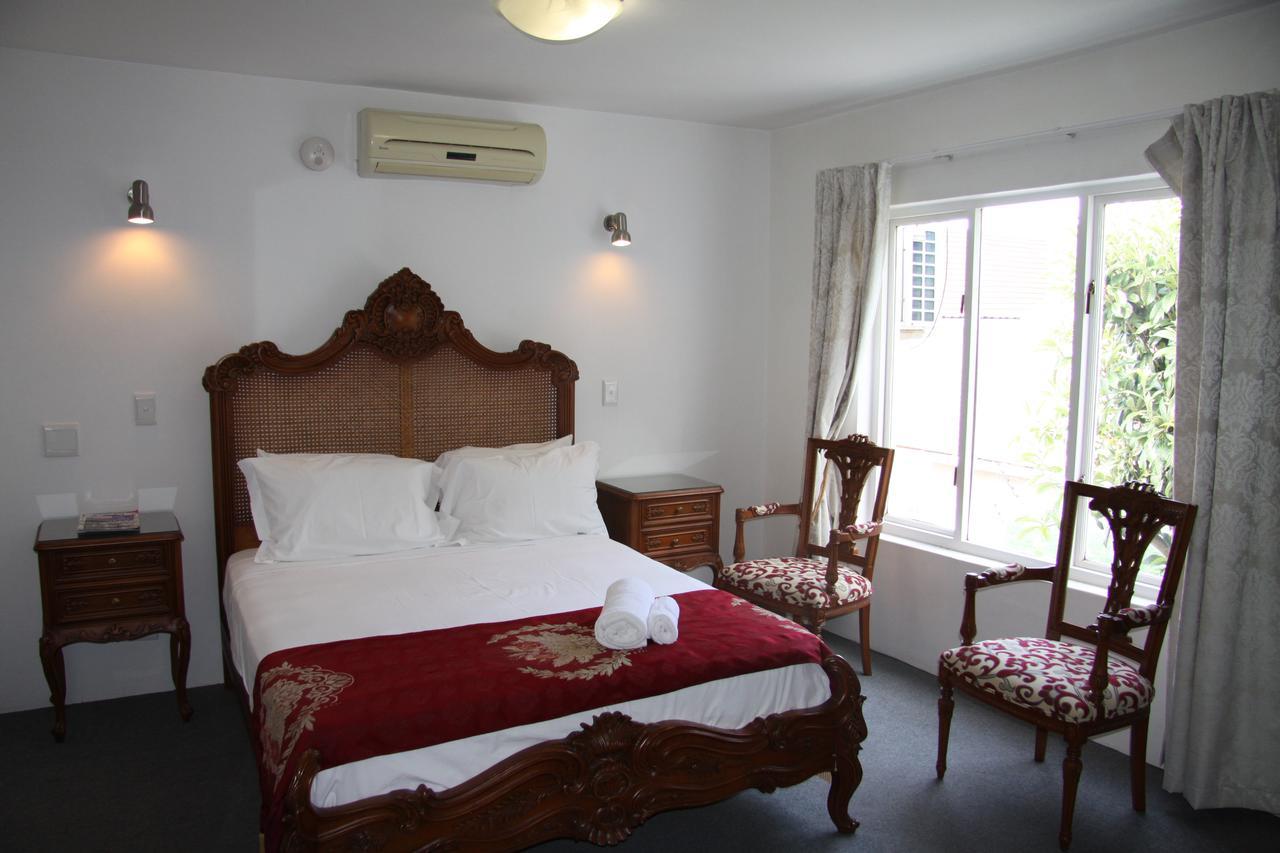 Capital House Boutique Hotel พริทอเรีย ภายนอก รูปภาพ