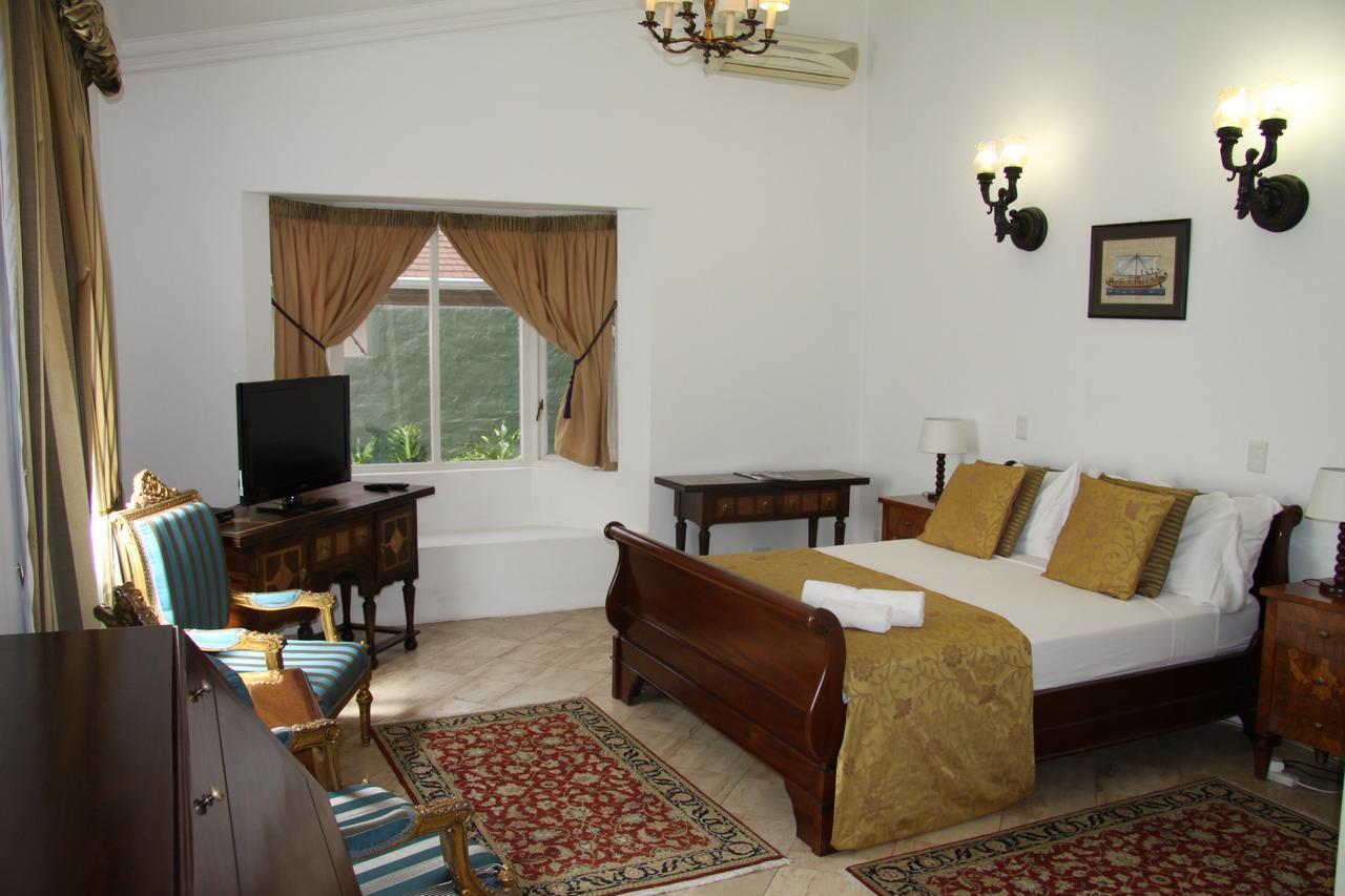 Capital House Boutique Hotel พริทอเรีย ภายนอก รูปภาพ